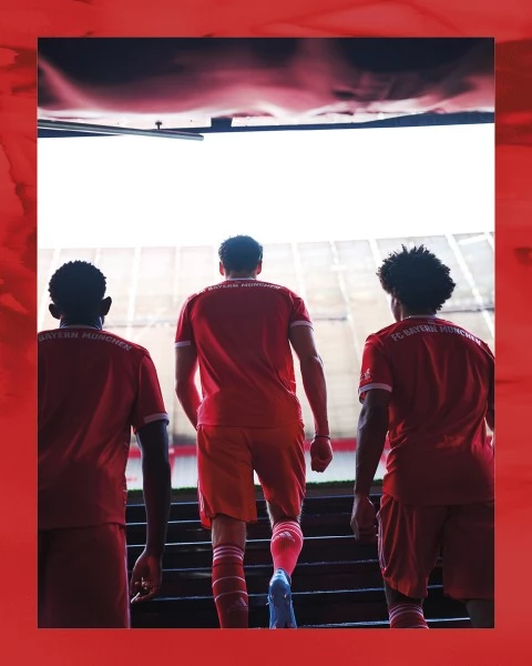 Maillot de Foot Bayern Munich Lewandowski 9 Enfant Tenue Domicile 2022/23